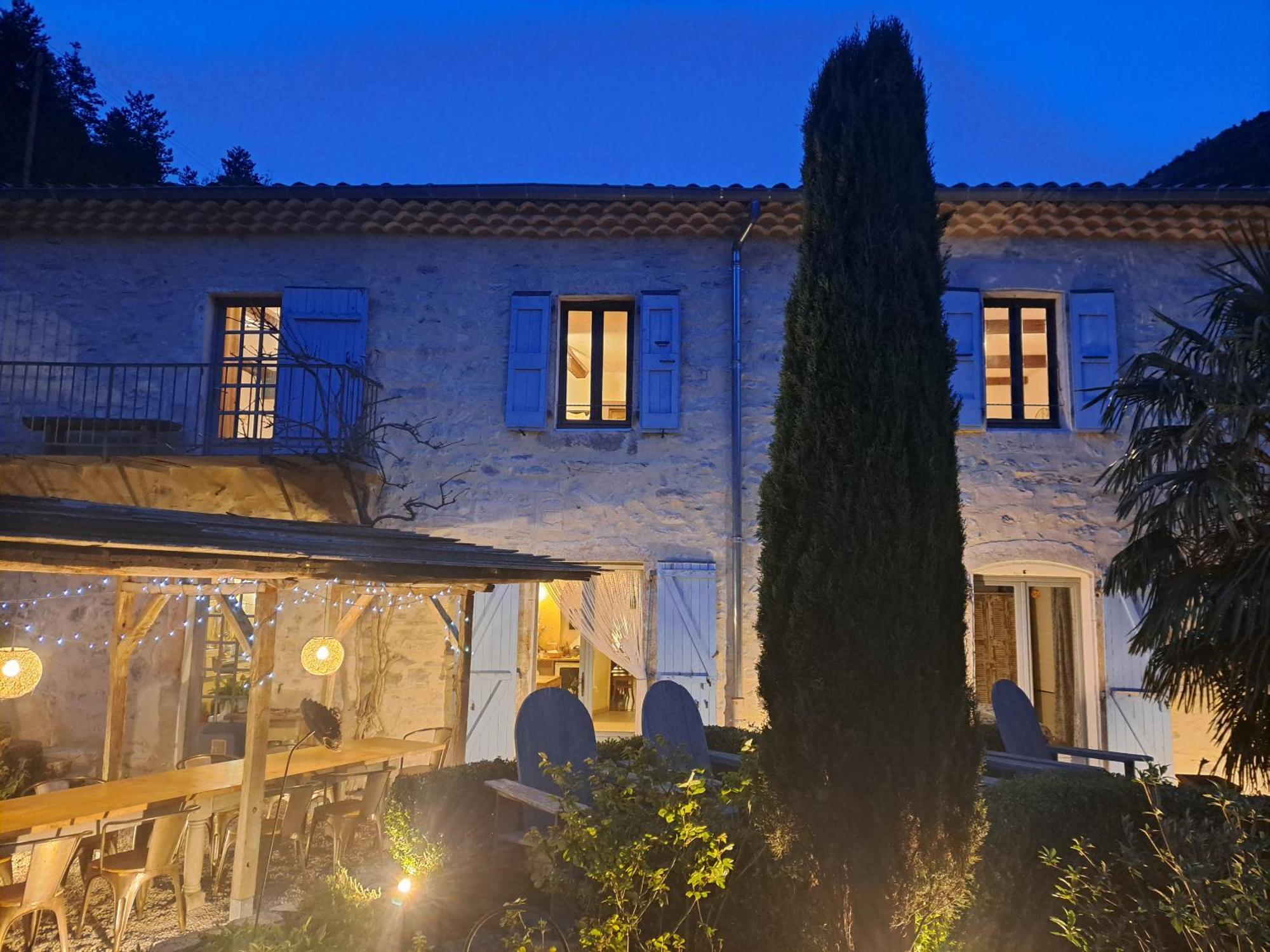 Bed and Breakfast Le Sareymond Menee Экстерьер фото